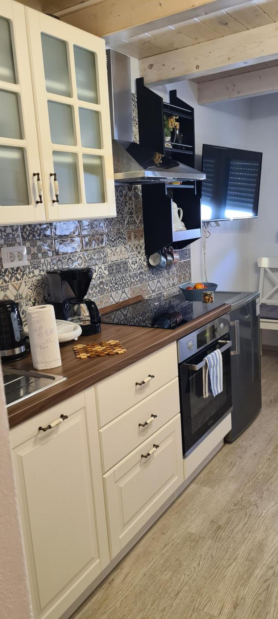 Studio Apartman Loreta เซรส ภายนอก รูปภาพ
